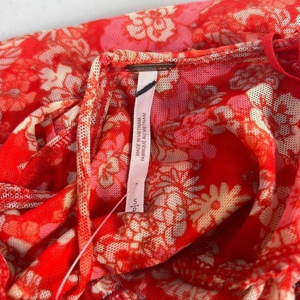 NWOT Free People Up For Anything Top In Cherry Combo Size S Red Floral printed - Picture 2 of 5
